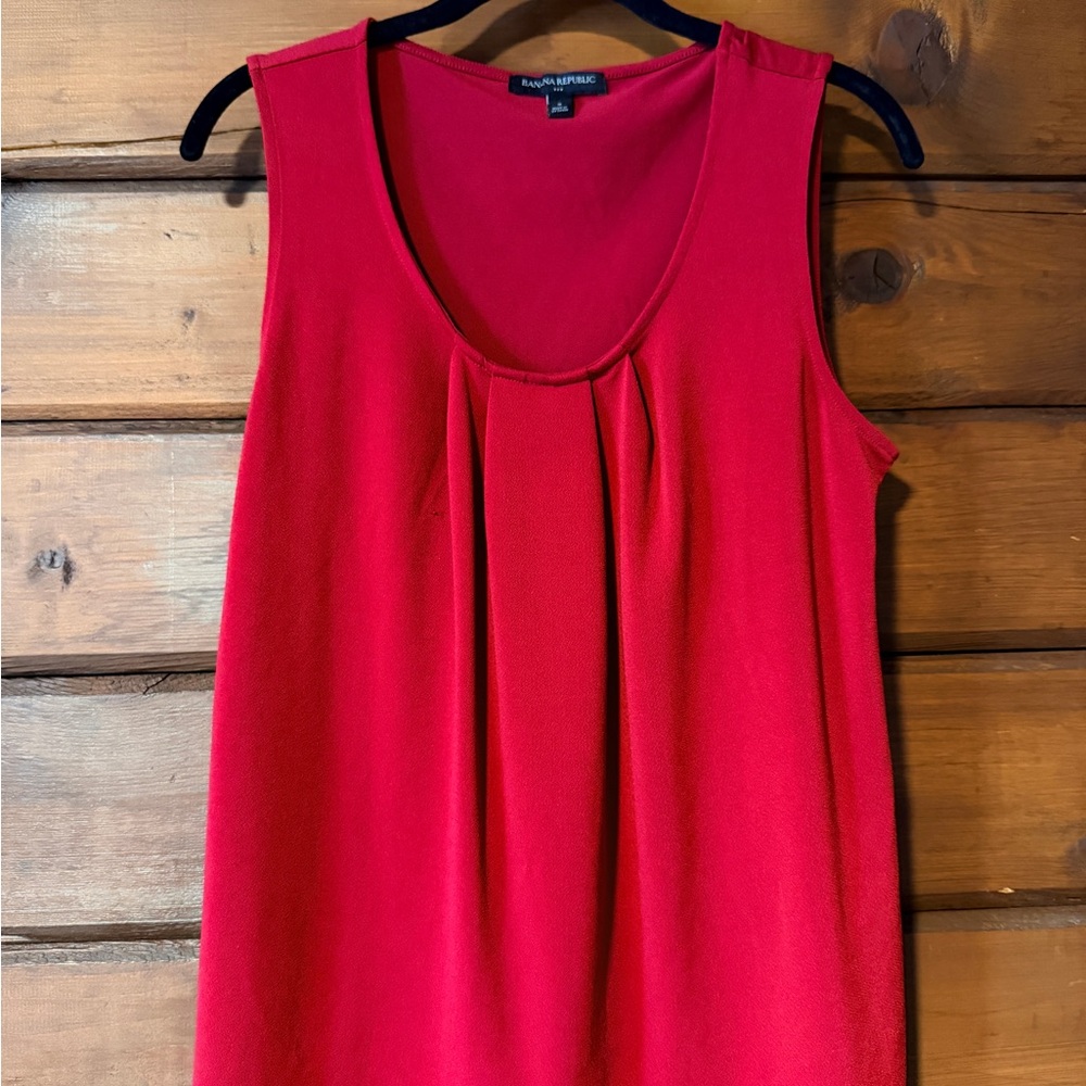 Banana Republic Bright Red Pleated Sleeveless Tank